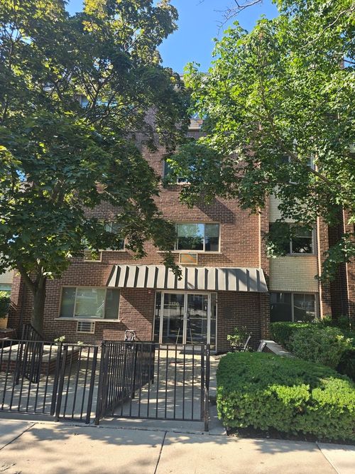 203-1136 Greenleaf Ave, Wilmette, IL, 60091-2786 | Card Image