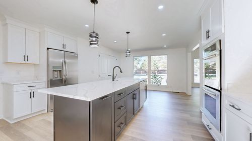 205 Bluegrass Dr, Hendersonville, TN, 37075-4001 | Card Image