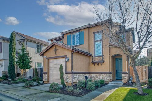 2087 E Makenna Drive, Fresno, CA, 93730 | Card Image