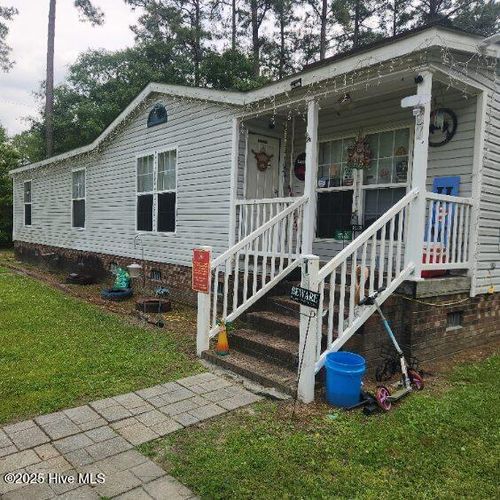 177 Baysden Rd, Chinquapin, NC, 28521-9608 | Card Image