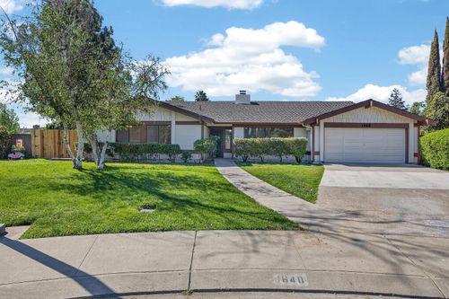 1640 Academy Ct, Stockton, CA, 95207-6007 | Card Image