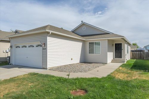 10039 W Barberry Rd, Cheney, WA, 99004-9197 | Card Image
