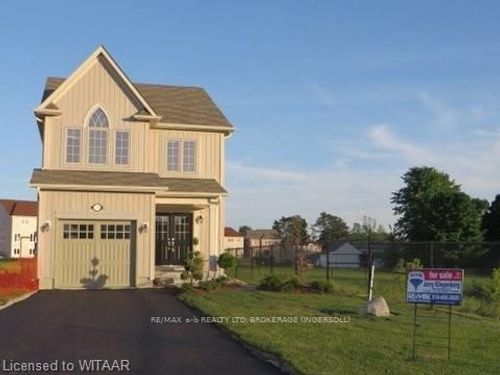 330 Thompson St, Woodstock, ON, N4T0G6 | Card Image