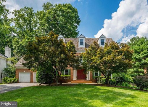 7016 Fawn Trail Ct, BETHESDA, MD, 20817-3914 | Card Image