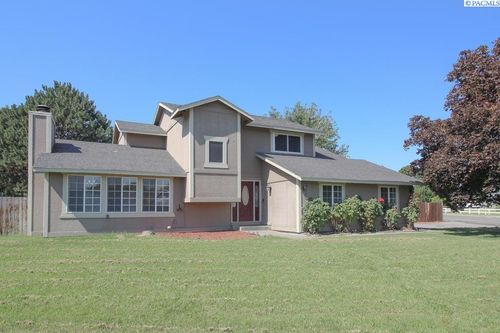 5901 W 12th Avenue, Kennewick, WA, 99338 | Card Image