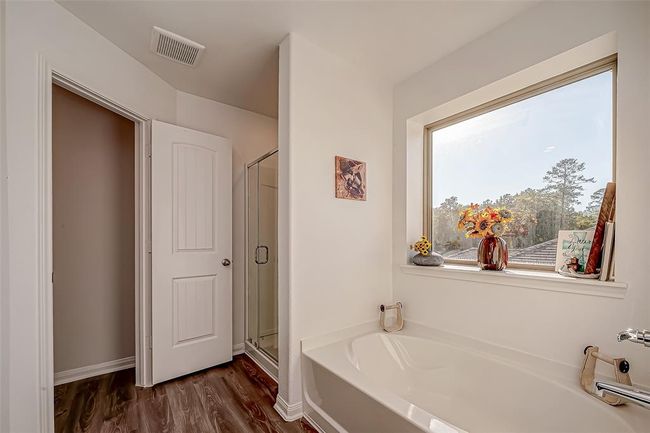 17624 Cedar Crest Dr, House other with 3 bedrooms, 3 bathrooms and 2 parking in Conroe TX | Image 15