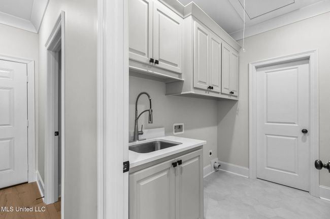 28-web-or-mls-202 Lizzy-34 | Image 28