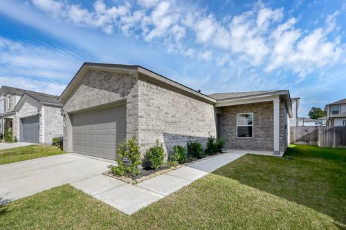 8316 Bristle Cone Pine Way, Magnolia, TX, 77354-7344 | Card Image