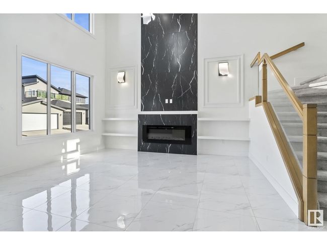 4007 39 St, House other with 3 bedrooms, 3 bathrooms and null parking in Beaumont AB | Image 5