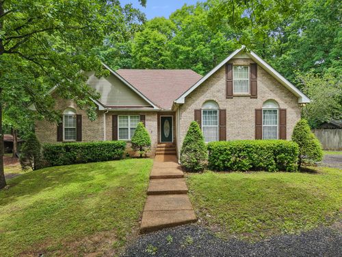5668 Pinewood Rd, Franklin, TN, 37064-9369 | Card Image