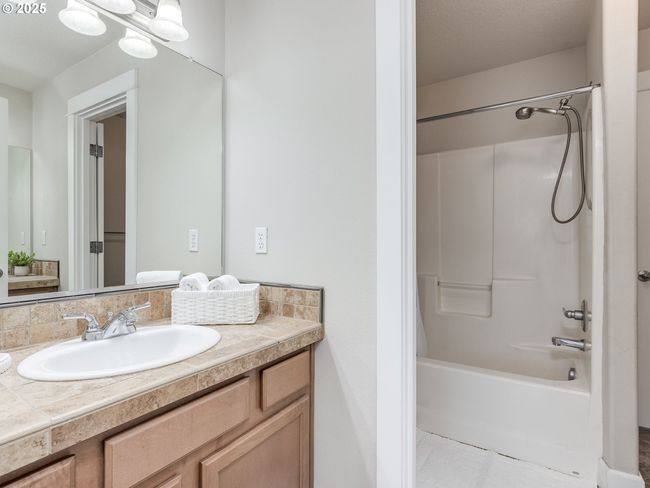 4819 Sw Beaverton Hillsdale Hwy, House attached with 2 bedrooms, 2 bathrooms and 2 parking in Portland OR | Image 31