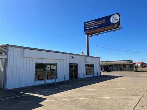 ste-b-710 E Interstate 30, Garland, TX, 75043-4018 | Card Image