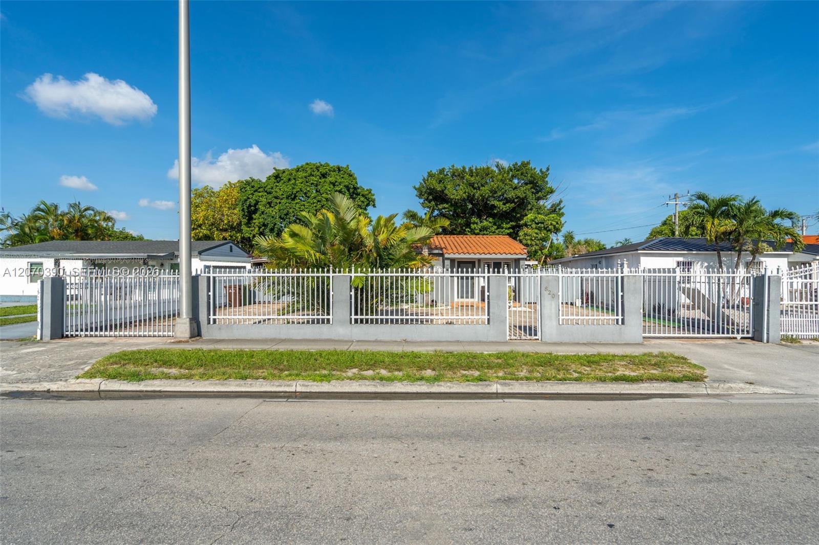 Residential in Hialeah