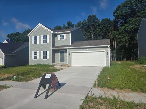 1105 Cedarwood Dr, Greenville, MI, 48838-2646 | Card Image
