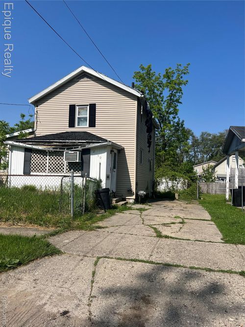 2050 Ferris Ave, Flint, MI, 48503-4020 | Card Image