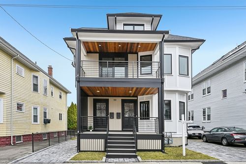 2-99 Capen St, Medford, MA, 02155-4203 | Card Image