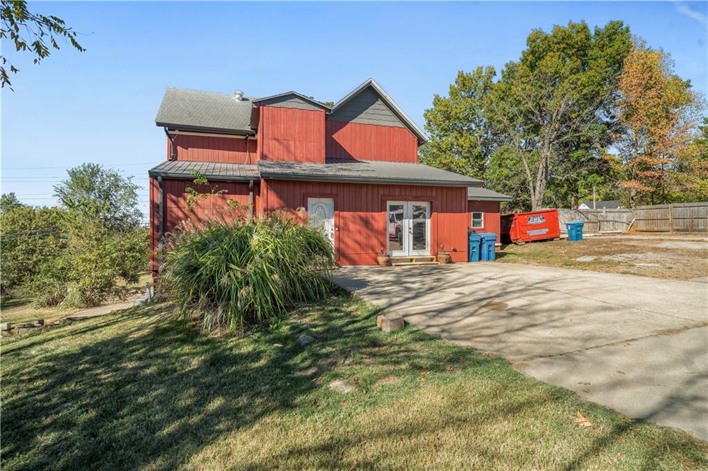 209 Salem Road, For Sale in Excelsior Springs Zoocasa