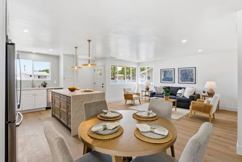 7167 Beagle St, San Diego, CA, 92111-4205 | Card Image