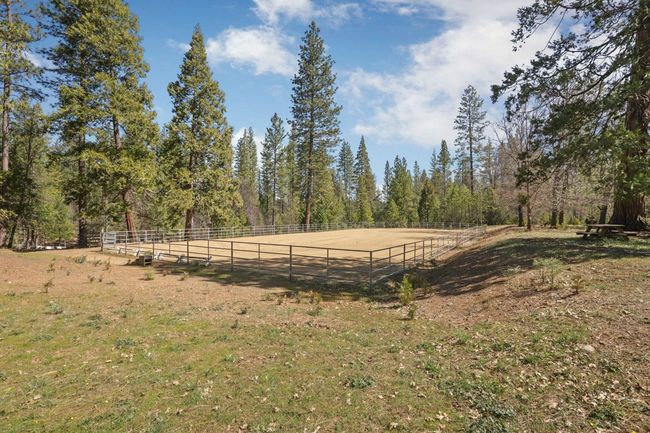 10415 - 10415 Mcmahon Rd, House other with 3 bedrooms, 5 bathrooms and null parking in Coulterville CA | Image 67