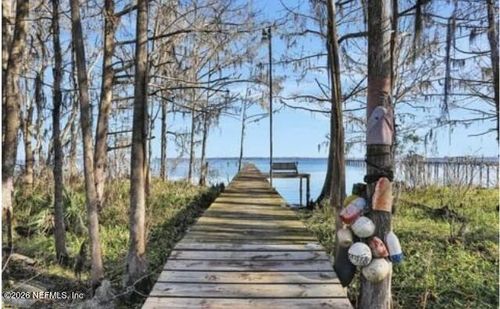 6589 Seldom Rest Rd, GREEN COVE SPRINGS, FL, 32043-6528 | Card Image