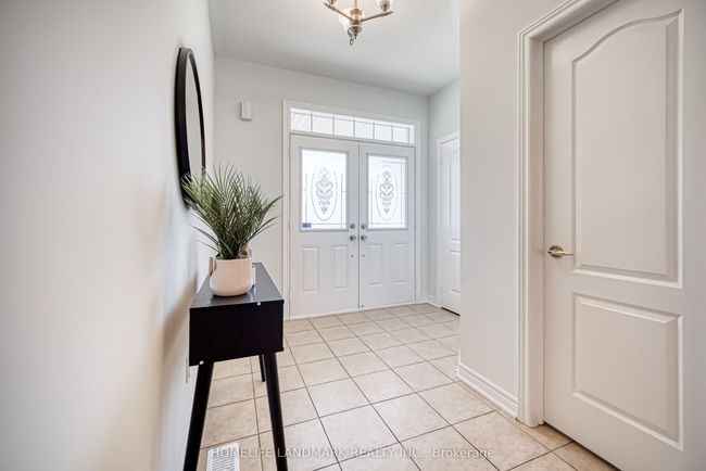 5 Barter St, House other with 5 bedrooms, 5 bathrooms and 3 parking in Markham ON | Image 4