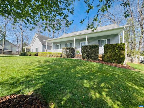 18 Forest View Ln, FISHERSVILLE, VA, 22939-2100 | Card Image