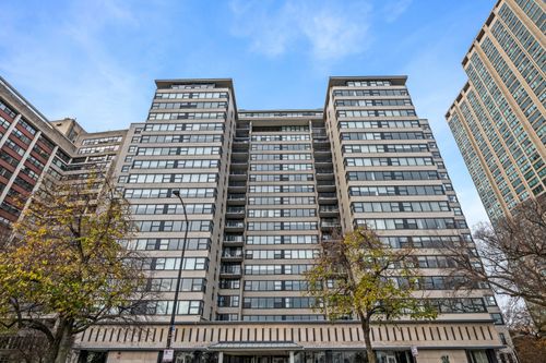 apt-4k-3430 N Lake Shore Dr, Chicago, IL, 60657-2832 | Card Image