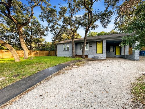 805 Herndon Ln, Austin, TX, 78704-5313 | Card Image
