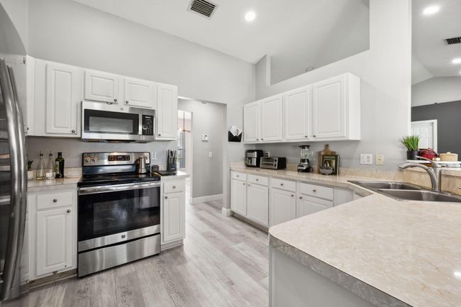 249 Sw Aubudon Ave, House other with 4 bedrooms, 2 bathrooms and null parking in Port St. Lucie FL | Image 10