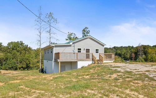 731 New Hope Rd, Hilham, TN, 38568-5935 | Card Image