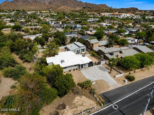 8045 N 14th St, Phoenix, AZ, 85020-3811 | Card Image