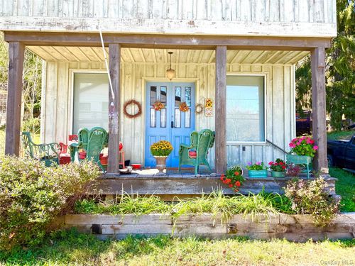 787 Callicoon Center Rd, Jeffersonville, NY, 12748-6909 | Card Image