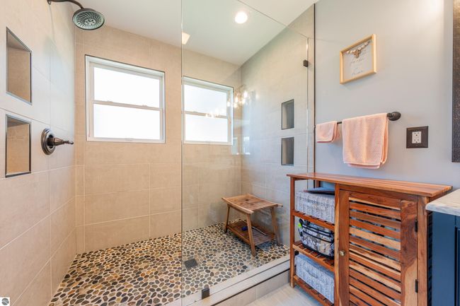 6001 N Silver Pines Dr, House other with 3 bedrooms, 2 bathrooms and null parking in Bellaire MI | Image 55