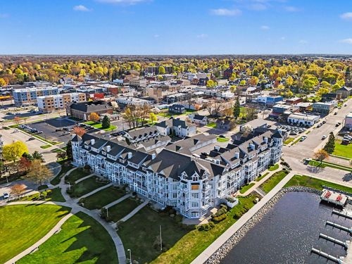 28-300 S Rath Ave, Ludington, MI, 49431-3003 | Card Image