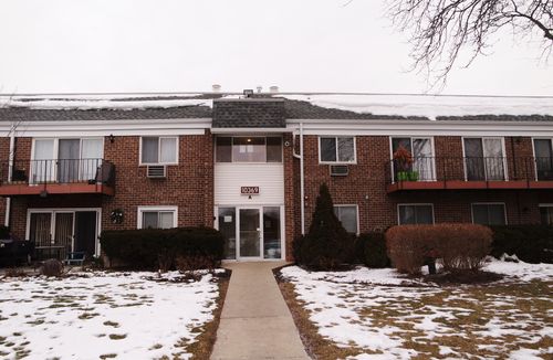 2f-10369 Dearlove Rd, Glenview, IL, 60025-3623 | Card Image
