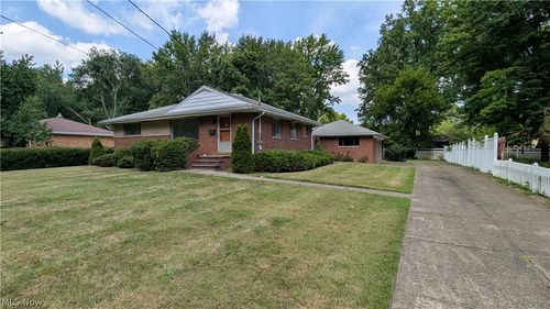 27540 Hollywood Dr, Westlake, OH, 44145-5359 | Card Image