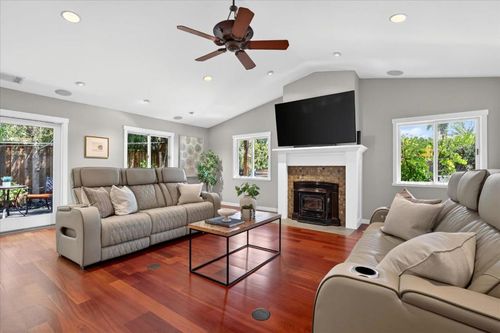 5391 Celeste Ave, Livermore, CA, 94550-2386 | Card Image