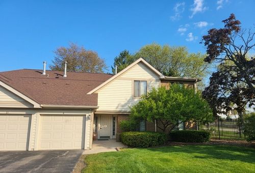 1-2340 E Old Hicks Rd, Palatine, IL, 60074 | Card Image