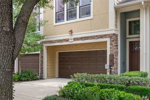1114 W 25th St, Houston, TX, 77008-1830 | Card Image
