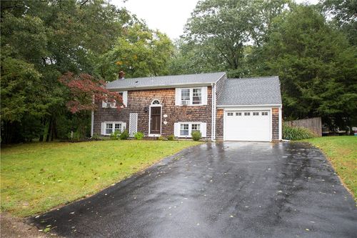 13 Sleepy Hollow Ct, Westerly, RI, 02891-1267 | Card Image