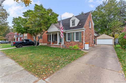 23655 Rockford St, Dearborn, MI, 48124-1624 | Card Image