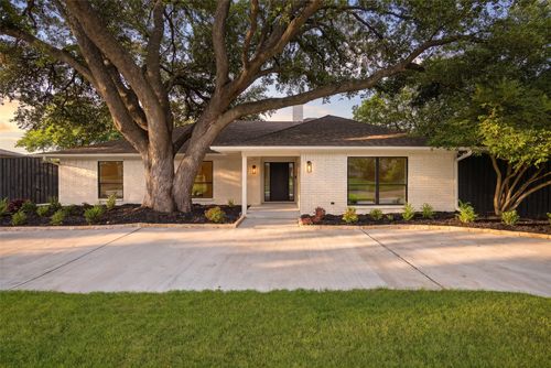 7512 Woodstone Ln, Dallas, TX, 75248-5346 | Card Image