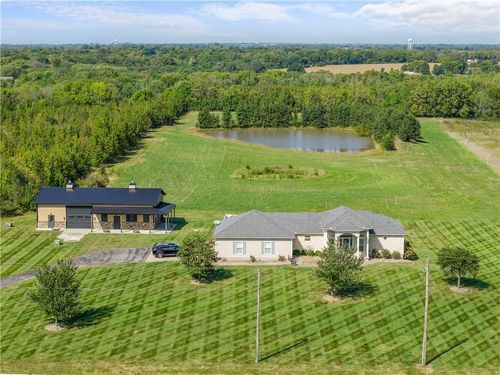 18500 E 191st St, Pleasant Hill, MO, 64080-8485 | Card Image