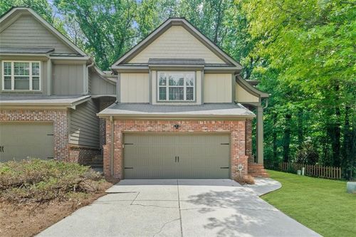 121 Creighton Ln, Marietta, GA, 30008-8711 | Card Image