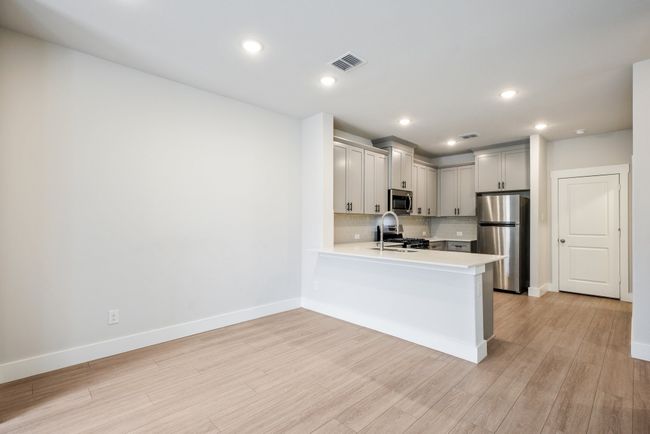 4502 Smokey Quartz Ln, Townhouse with 2 bedrooms, 3 bathrooms and null parking in Arlington TX | Image 8