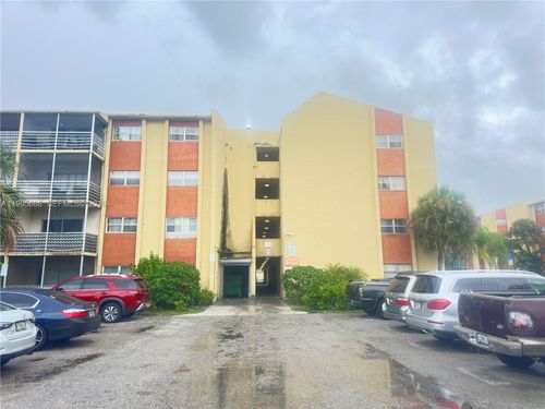 apt-309-3600 Nw 21st St, Lauderdale Lakes, FL, 33311-9209 | Card Image