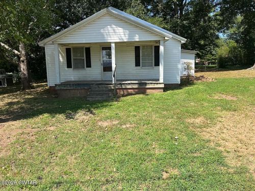 221 Sanford Cv, Henderson, TN, 38340-2518 | Card Image