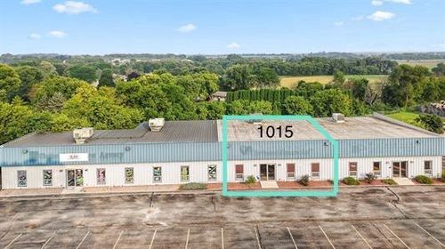 1017 S Spring St, Beaver Dam, WI, 53916-2861 | Card Image