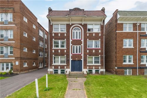 14120 Superior Road, Cleveland, OH, 44118 | Card Image