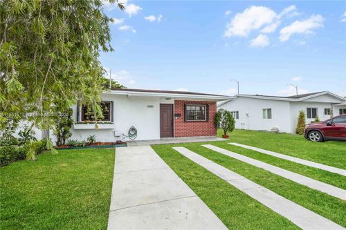 0-10102 Sw 23rd Ter, Miami, FL, 33165-7457 | Card Image
